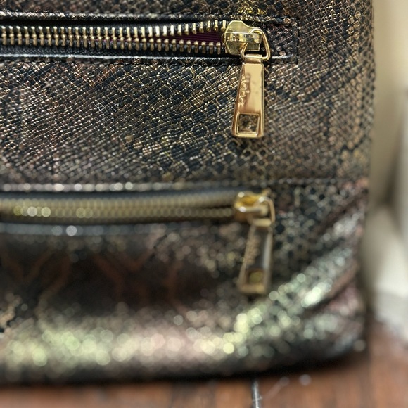 HOBO SnakeSkin Crossbody Bag - Picture 7 of 8